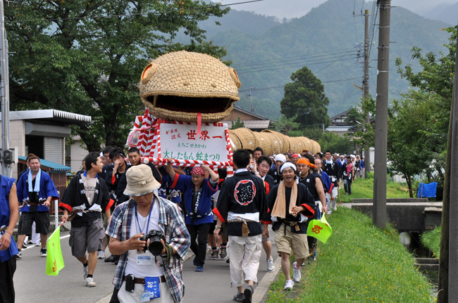 大したもん蛇祭り