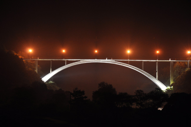 丸山大橋　ライトアップ